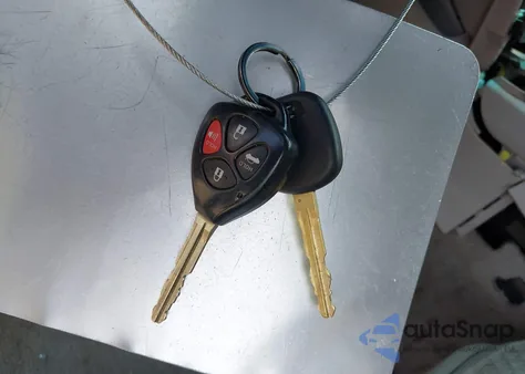 2009 Toyota Camry Le z USA, uszkodzony, nr VIN 4T1BE46K39U817989